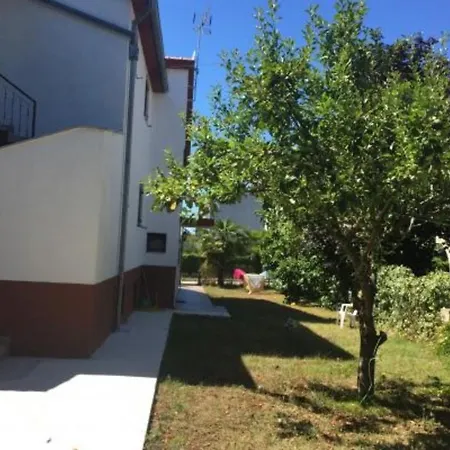 Matea In Finida 1km From The Gasthof Poreč