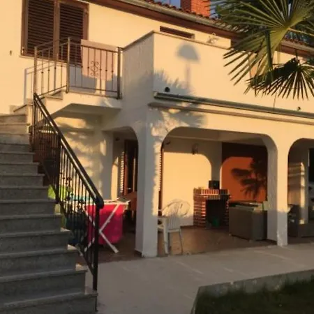 Guest house Matea In Finida 1km From The *